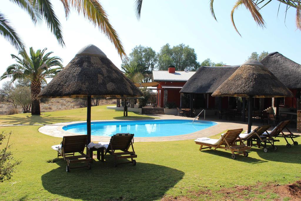 Auas Safari Lodge Windhoek Exterior foto