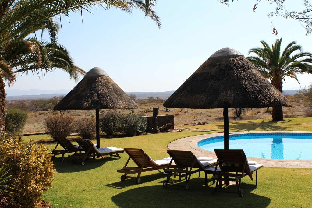Auas Safari Lodge Windhoek Exterior foto